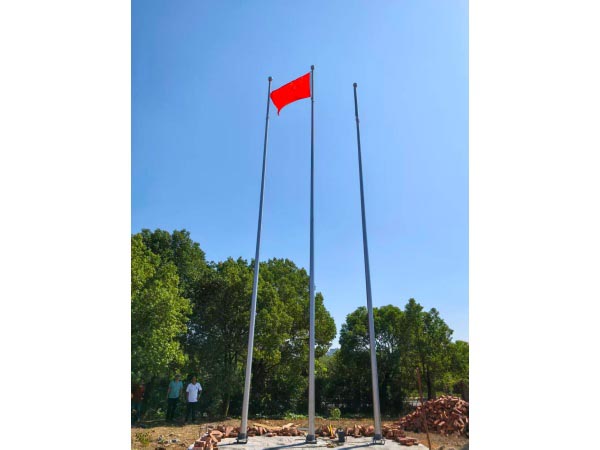 九江科技職業(yè)大學(xué)11+12+11米三支手動(dòng)旗桿
