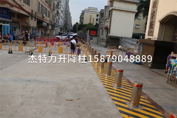 杰特力-學校門口擋車防撞柱