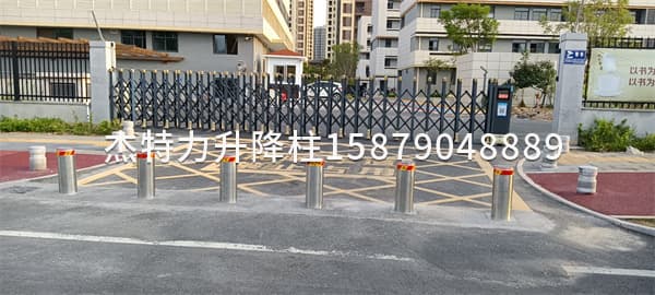 杰特力-圖書館門口升降柱